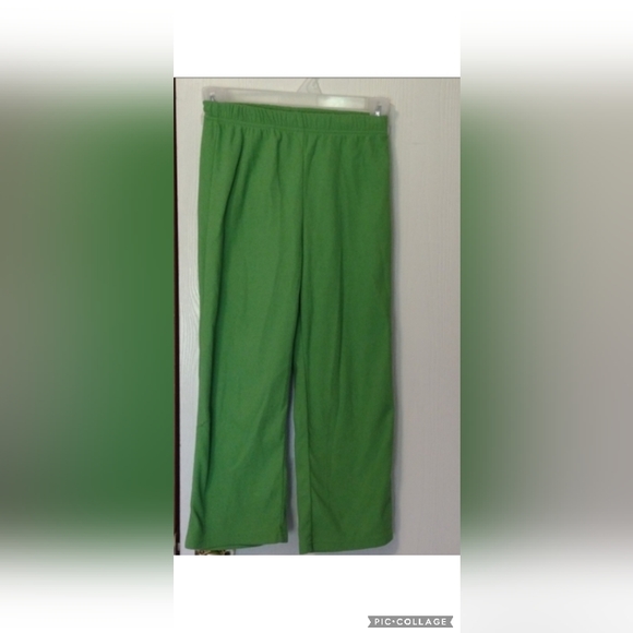 FREE w/boys bundle! - Picture 2 of 5